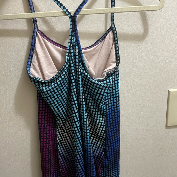 Lululemon Polka Dot Power Y Tank Top in Size 6 - Picture 2 of 3